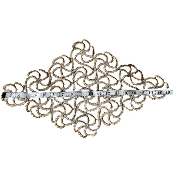 Antique Tatted Tan Centerpiece Doily With Pinwheel Design 19"x12" Handmade Event - Picture 2 of 7